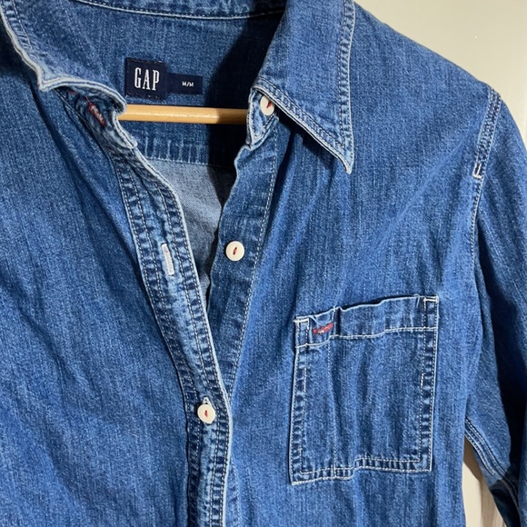 GAP Denim Button Down Shirt - Picture 2 of 4